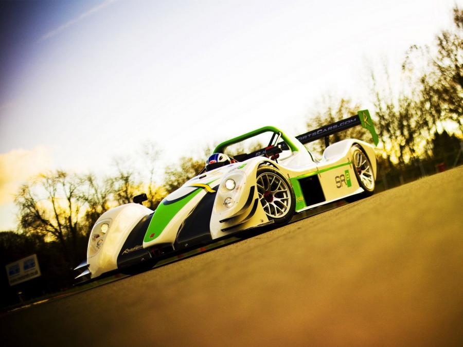 Radical SR8 2004 года  (фото 2 из 8)